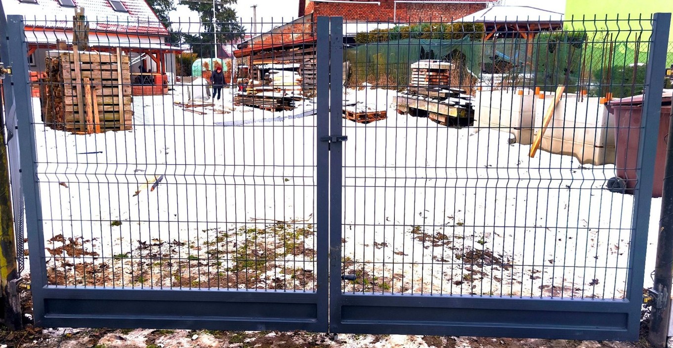 Manuální branka s výplní 3D